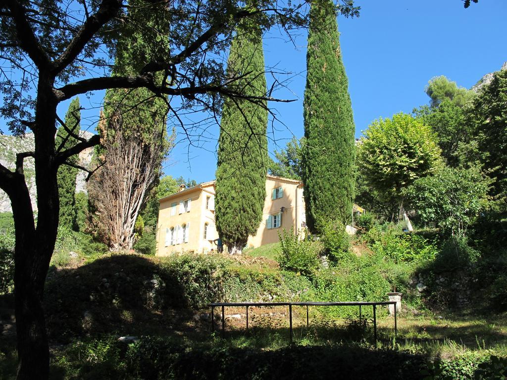 Mymoustiers Villa Exterior photo