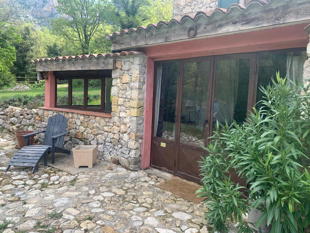 Mymoustiers Villa Exterior photo